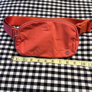lululemon athletica Orange Belt Bag EUC #A-16 bag